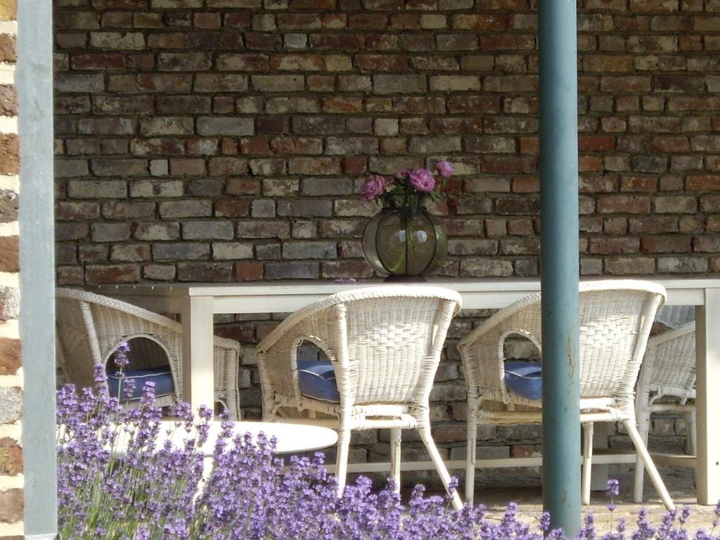 B&B Schoon Goed Gingelom ภายนอก รูปภาพ
